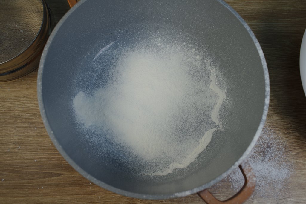 bread recipe - baking bowl with flour